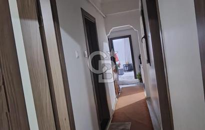 İzmir Park AVM ye Yürüyüş Mesafesinde Merkezi Konumlu Satılık Daire