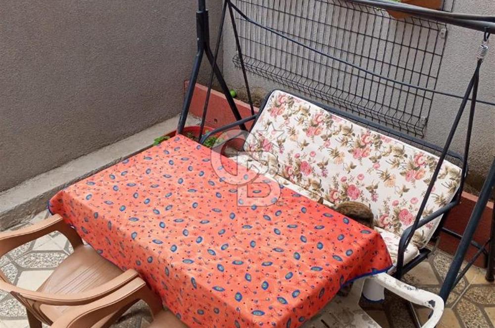 İzmir Park AVM ye Yürüyüş Mesafesinde Merkezi Konumlu Satılık Daire