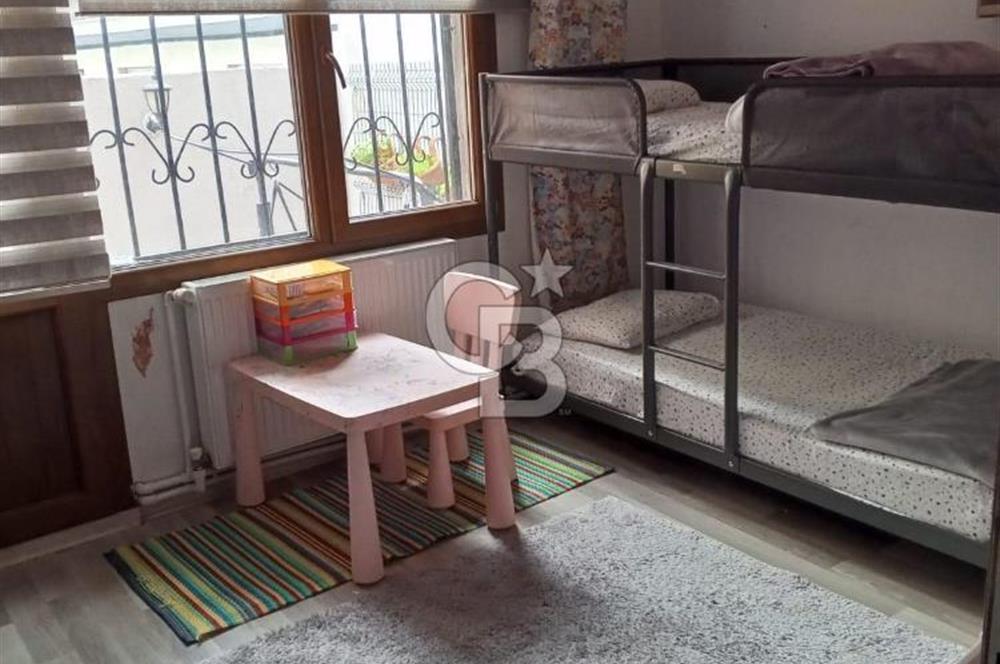 İzmir Park AVM ye Yürüyüş Mesafesinde Merkezi Konumlu Satılık Daire