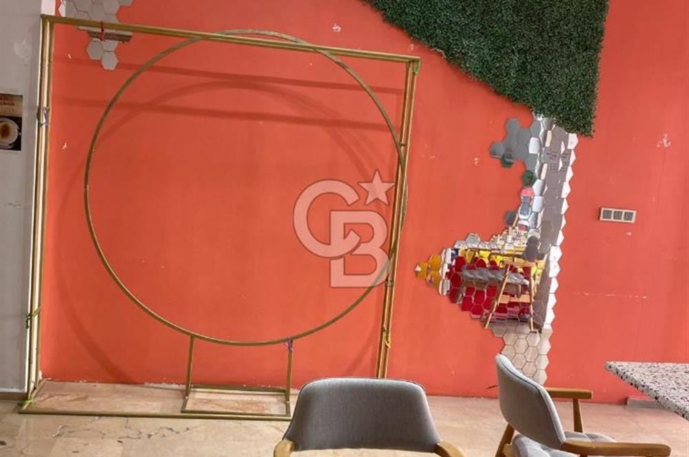 ÜÇKUYULARIN DEVREN KİRALIK İLK VE TEK ÇOCUK OYUN SALONU -CAFE