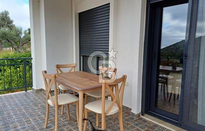 DATÇA MESUDİYE'DE DENİZ MANZARALI MÜSTAKİL GİRİŞLİ BAHÇELİ DAİRE