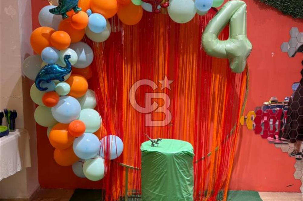 ÜÇKUYULARIN DEVREN KİRALIK İLK VE TEK ÇOCUK OYUN SALONU -CAFE