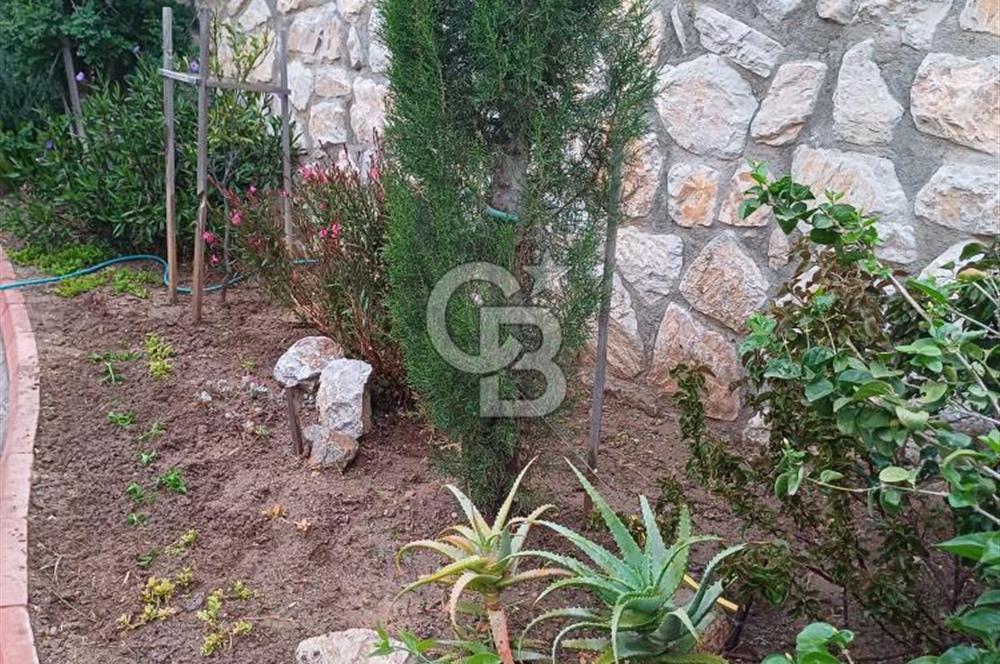 DATÇA MESUDİYE'DE DENİZ MANZARALI MÜSTAKİL GİRİŞLİ BAHÇELİ DAİRE