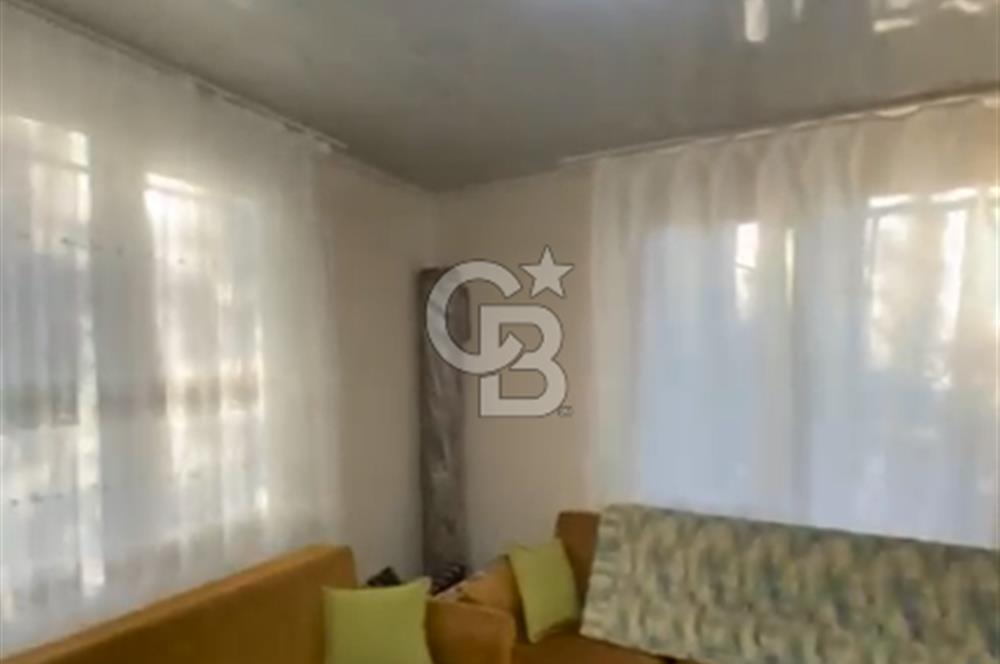 BUCA KIRIKLAR KÖYÜNDE SATILIK EV VE HOBİ BAHÇESİ