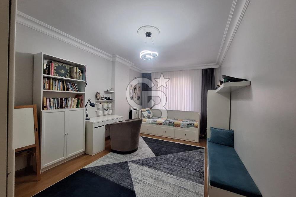 Maltepe Feyzullah mah Özel Dekorasyonlu, Teraslı Ve Jakuzili 5+2