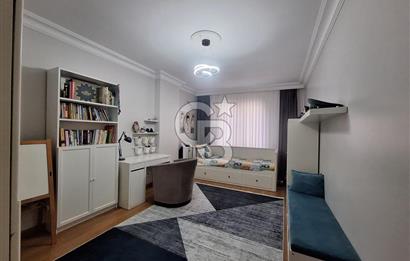 Maltepe Feyzullah mah Özel Dekorasyonlu, Teraslı Ve Jakuzili 5+2