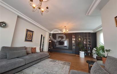 Maltepe Feyzullah mah Özel Dekorasyonlu, Teraslı Ve Jakuzili 5+2