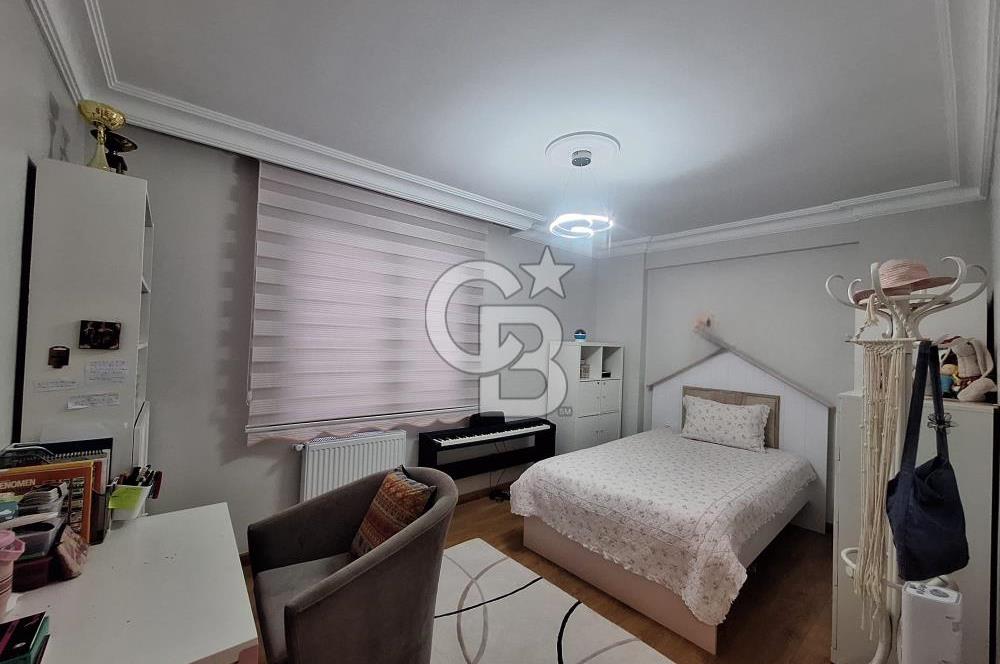 Maltepe Feyzullah mah Özel Dekorasyonlu, Teraslı Ve Jakuzili 5+2