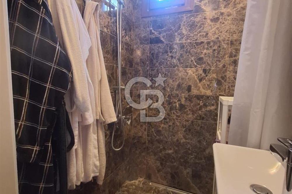 Maltepe Feyzullah mah Özel Dekorasyonlu, Teraslı Ve Jakuzili 5+2