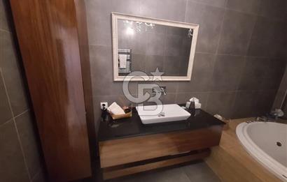 Maltepe Feyzullah mah Özel Dekorasyonlu, Teraslı Ve Jakuzili 5+2