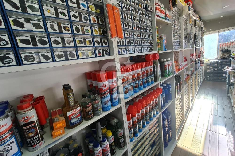 BOSTANCI OTO SANAYİDE DEVREN KİRALIK FIRSAT DÜKKAN