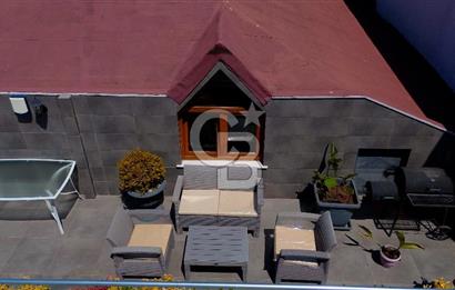 Maltepe Feyzullah mah Özel Dekorasyonlu, Teraslı Ve Jakuzili 5+2