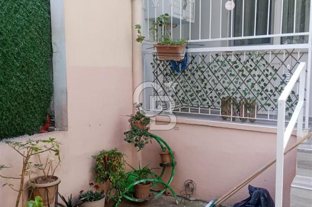 Alaybey Bahariye'de Müstakil Bahçeli Tadilatlı 2+1 Satılık Daire