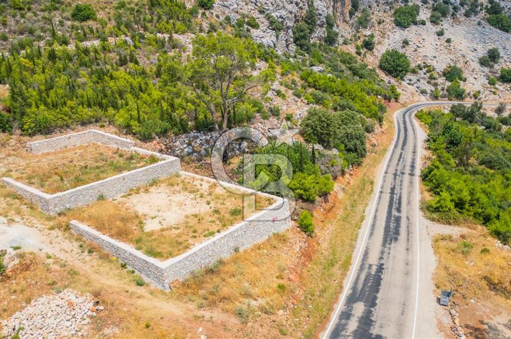 KONYAALTI HURMA'DA DOĞA VE ŞEHİR MANZARALI 912 m² ARAZİ