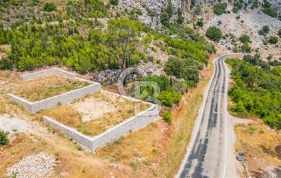 KONYAALTI HURMA'DA DOĞA VE ŞEHİR MANZARALI 912 m² ARAZİ