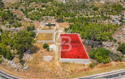 KONYAALTI HURMA'DA DOĞA VE ŞEHİR MANZARALI 912 m² ARAZİ