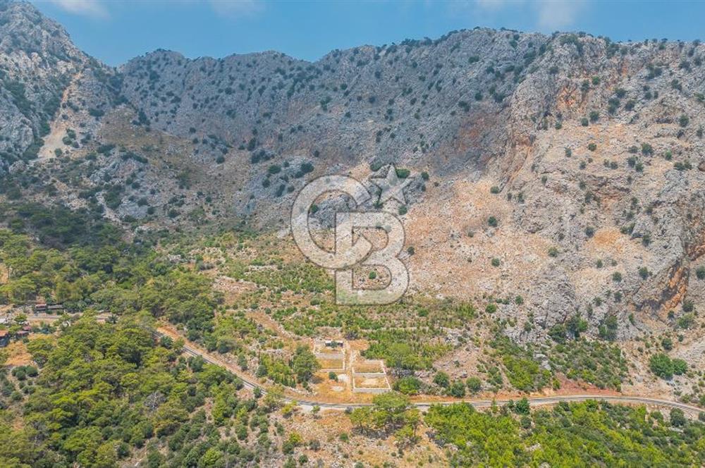 KONYAALTI HURMA'DA DOĞA VE ŞEHİR MANZARALI 912 m² ARAZİ