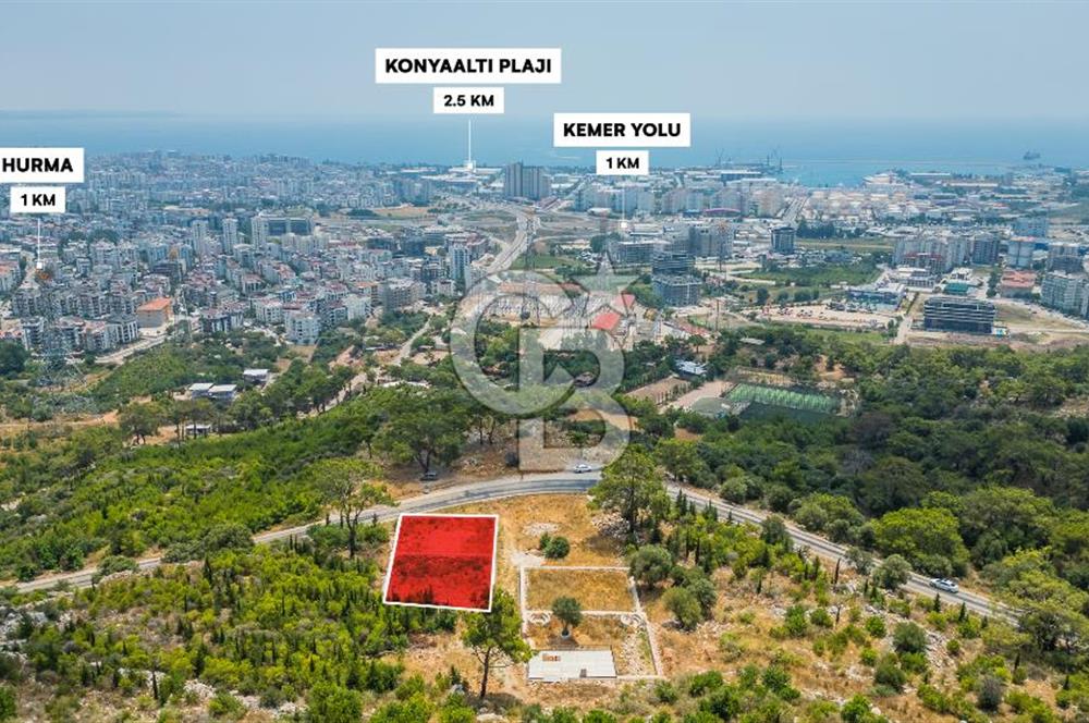 KONYAALTI HURMA'DA DOĞA VE ŞEHİR MANZARALI 912 m² ARAZİ