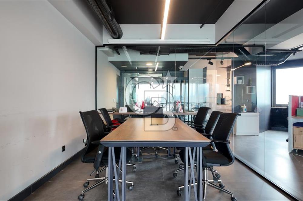 TEPEKULE İŞ VE KONGRE MERKEZİNDE DENİZ MANZARALI SATILIK OFİS