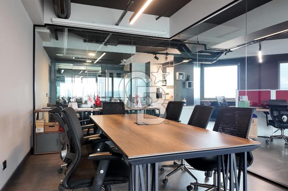 TEPEKULE İŞ VE KONGRE MERKEZİNDE DENİZ MANZARALI SATILIK OFİS