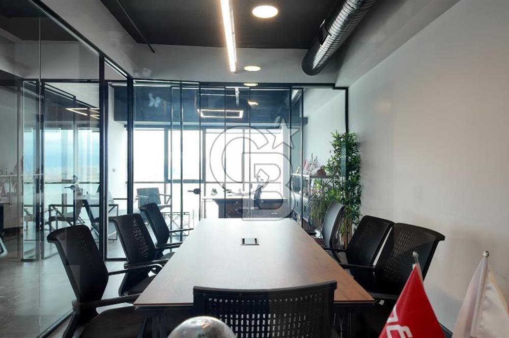 TEPEKULE İŞ VE KONGRE MERKEZİNDE DENİZ MANZARALI SATILIK OFİS