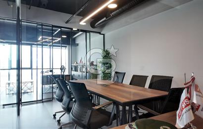 TEPEKULE İŞ VE KONGRE MERKEZİNDE DENİZ MANZARALI SATILIK OFİS