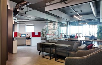 TEPEKULE İŞ VE KONGRE MERKEZİNDE DENİZ MANZARALI SATILIK OFİS