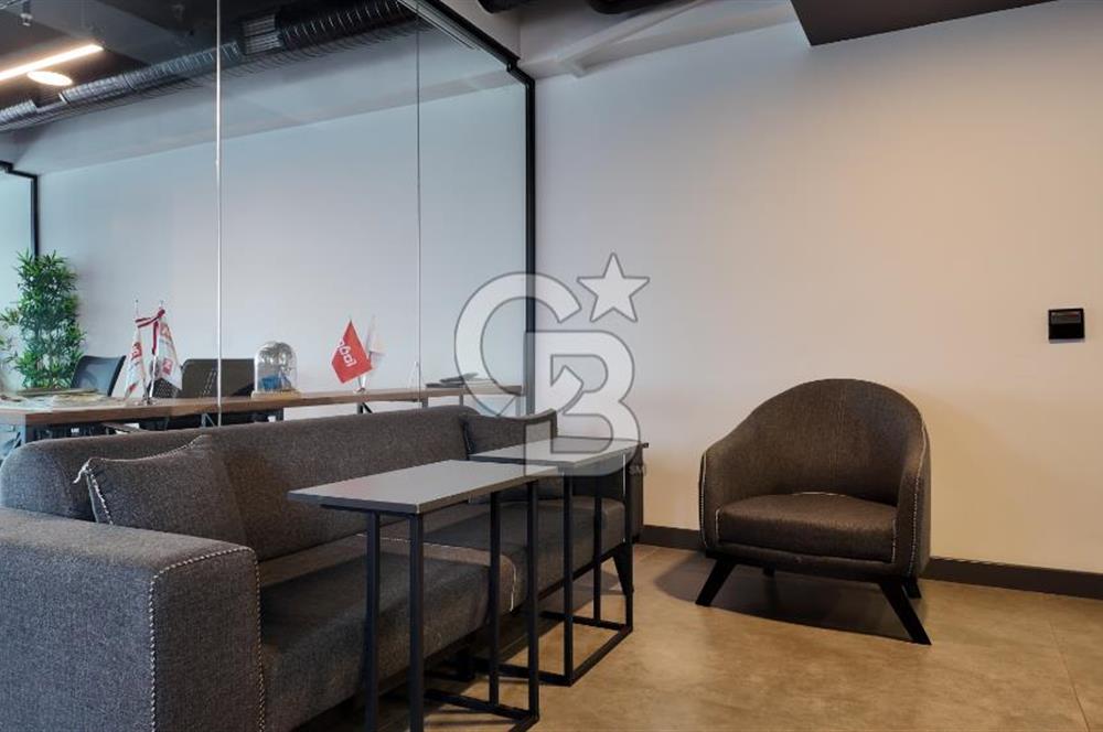 TEPEKULE İŞ VE KONGRE MERKEZİNDE DENİZ MANZARALI SATILIK OFİS