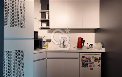 TEPEKULE İŞ VE KONGRE MERKEZİNDE DENİZ MANZARALI SATILIK OFİS