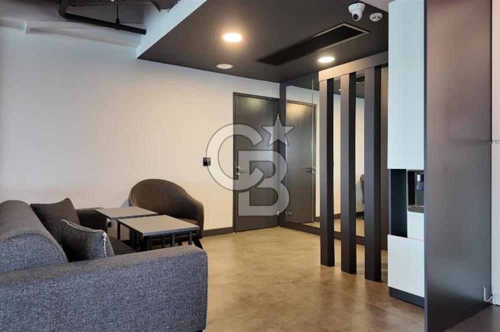 TEPEKULE İŞ VE KONGRE MERKEZİNDE DENİZ MANZARALI SATILIK OFİS