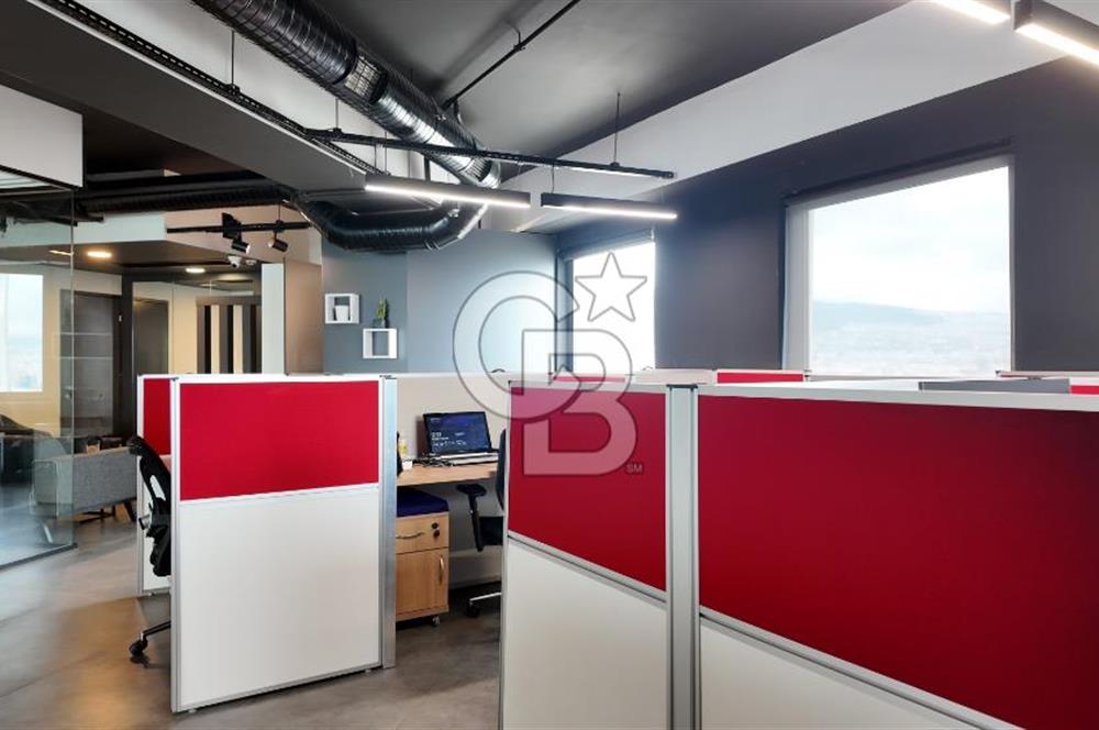 TEPEKULE İŞ VE KONGRE MERKEZİNDE DENİZ MANZARALI SATILIK OFİS