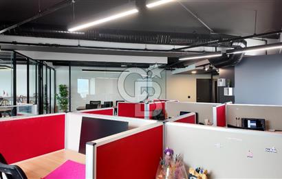 TEPEKULE İŞ VE KONGRE MERKEZİNDE DENİZ MANZARALI SATILIK OFİS