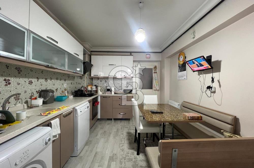 CADDE ÜZERİNDE NEZİH SİTEDE 3+1 CAM BALKONLU KUPON DAİREE!!!!