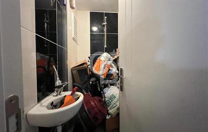 CADDE ÜZERİNDE NEZİH SİTEDE 3+1 CAM BALKONLU KUPON DAİREE!!!!