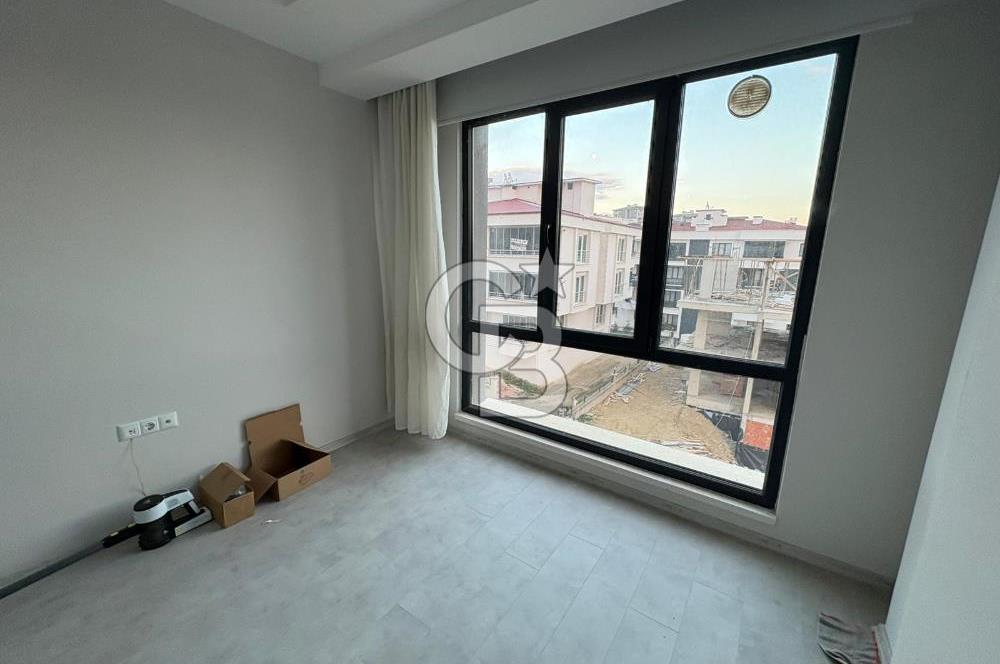 COLDWELL BANKER VONA MUSTAFA ŞEN'DEN KÖRFEZDE SATILIK 1+1 EŞYALI DAİRE