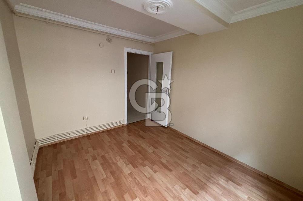 CB Yalı'dan Güzelyalı Mithatpaşa Caddesi Yakını Bakımlı 3+1 Daire