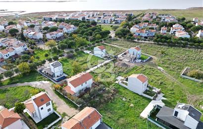 Ayvalık Altınova'da Denize Yakın Satılık imarlı Arsa 