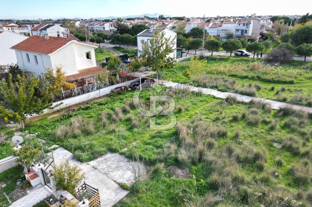 Ayvalık Altınova'da Denize Yakın Satılık imarlı Arsa 