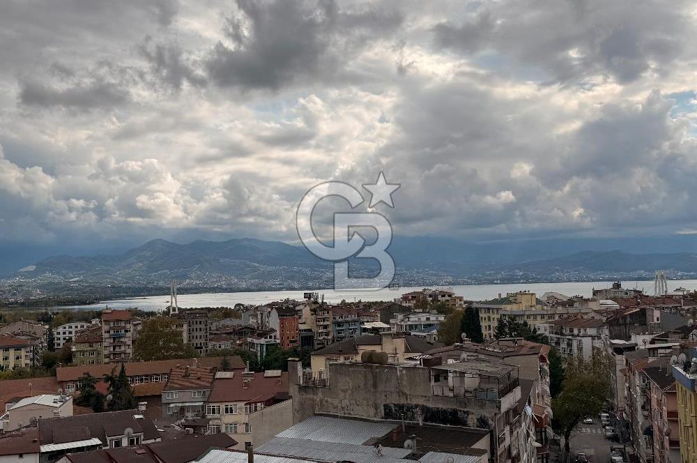 İZMİT MERKEZ CEDİT MAHALLESİ DENİZ MANZARALI 3+1 SATILIK DAİRE