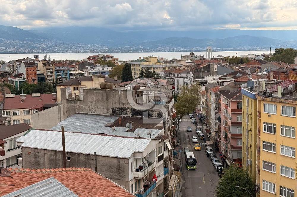 İZMİT MERKEZ CEDİT MAHALLESİ DENİZ MANZARALI 3+1 SATILIK DAİRE