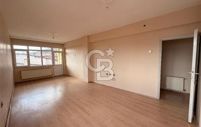 İZMİT MERKEZ CEDİT MAHALLESİ DENİZ MANZARALI 3+1 SATILIK DAİRE