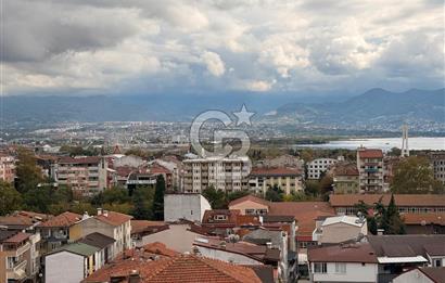 İZMİT MERKEZ CEDİT MAHALLESİ DENİZ MANZARALI 3+1 SATILIK DAİRE