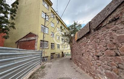 İZMİT MERKEZ CEDİT MAHALLESİ DENİZ MANZARALI 3+1 SATILIK DAİRE