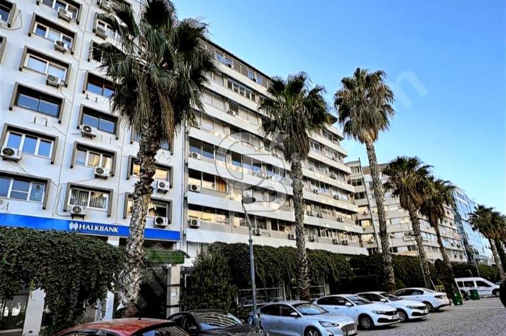 İZMİR KONAK CUMHURİYET İŞ HANI SATILIK OFİS