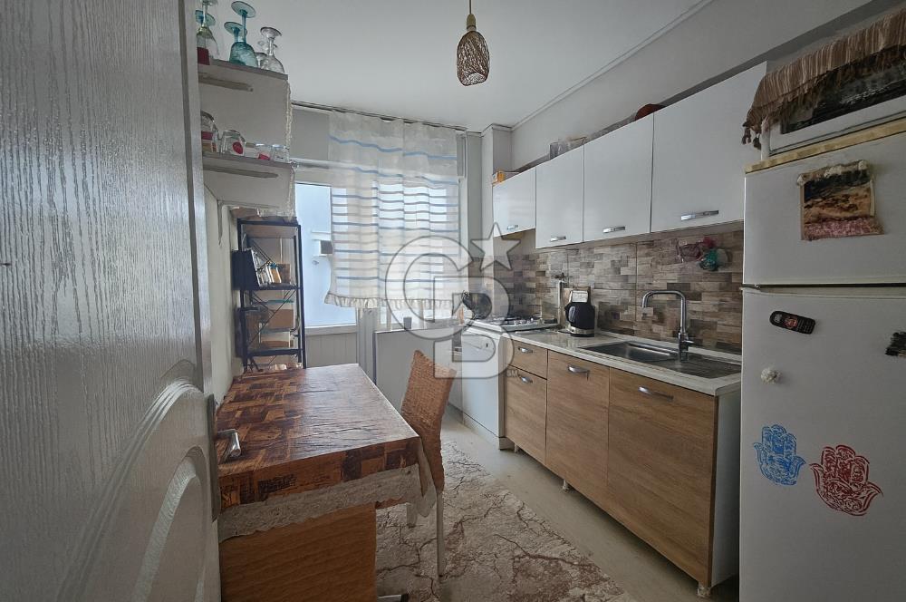 Ayvalık Ali Çetinkaya Mah.'de Satılık Arakat 2+1 Daire