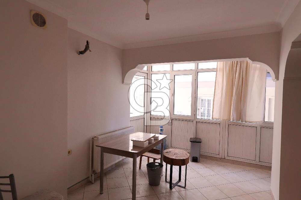 İnönü Cd. üzeri Göztepe Stadı karşısı mükemmel konumlu kiralık..