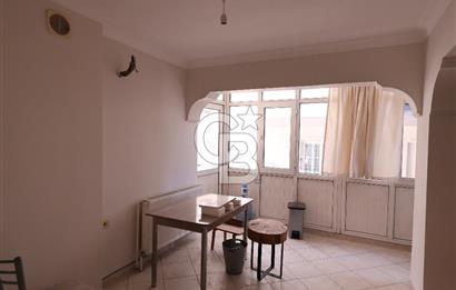 İnönü Cd. üzeri Göztepe Stadı karşısı mükemmel konumlu kiralık..