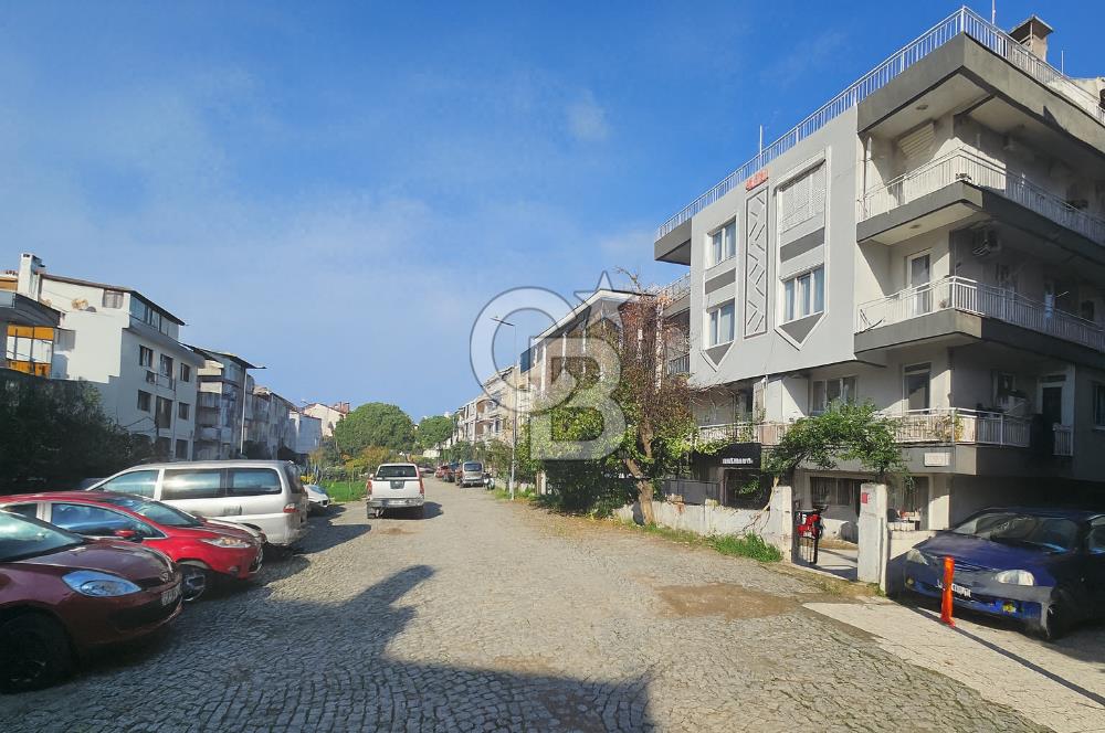 Ayvalık Ali Çetinkaya Mah.'de Satılık Arakat 2+1 Daire