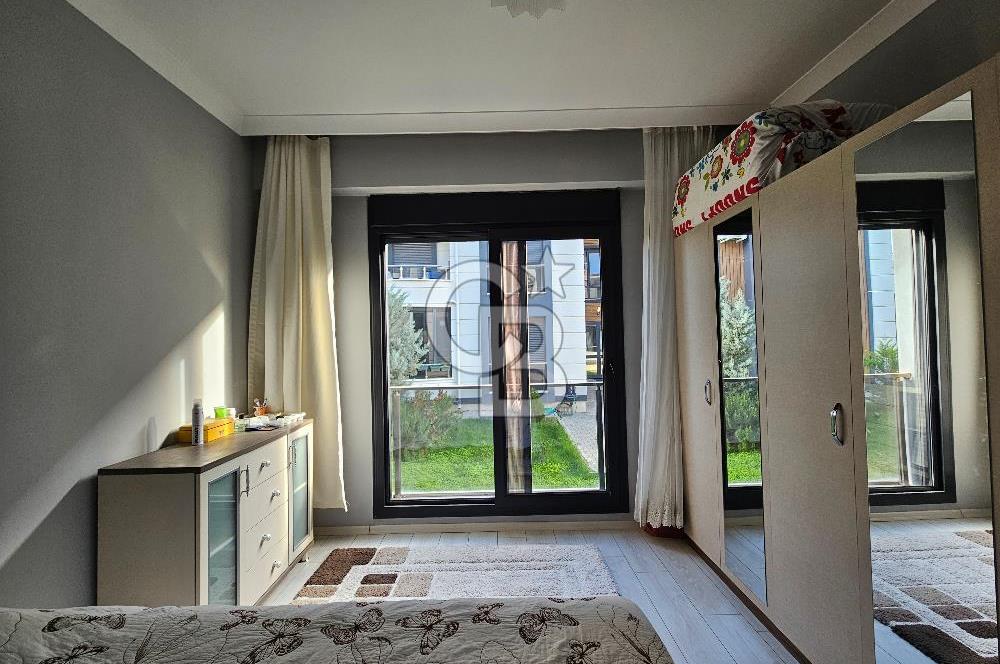 Ayvalık 150 Evler Mah. Güvenlikli Sitede Satılık Doğalgazlı 3+1