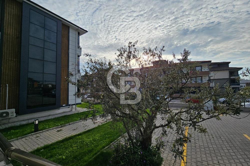 Ayvalık 150 Evler Mah. Güvenlikli Sitede Satılık Doğalgazlı 3+1